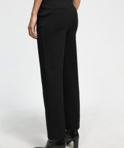 Robynraymer.shop004936f840 4