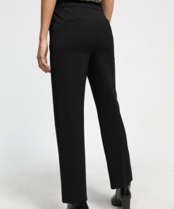 Robynraymer.shop004936f840 5