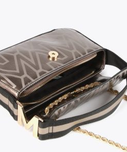 Robynraymer.shop04082a9a32 2