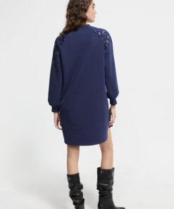 Robynraymer.shop0f60972d4f 4