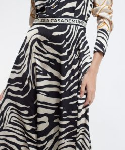 Robynraymer.shop1cc84047cd 4