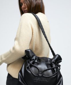 Robynraymer.shop2358f1c5bf 2