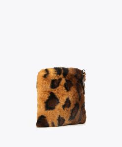 Robynraymer.shop25523bf4c6 4