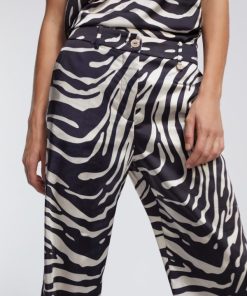 Robynraymer.shop27ca15c11e 4