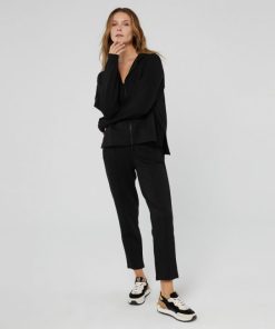 Robynraymer.shop2d00bd398b 1