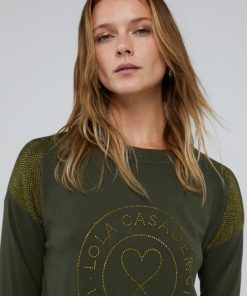 Robynraymer.shop31bd7618f0 1