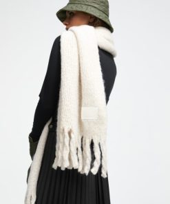 Robynraymer.shop390c210453 1