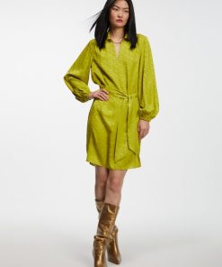 Robynraymer.shop455d6afa75 4