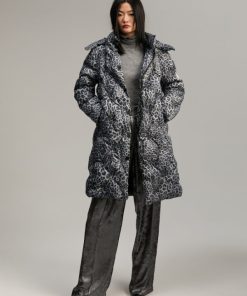 Robynraymer.shop4810c42a42 4