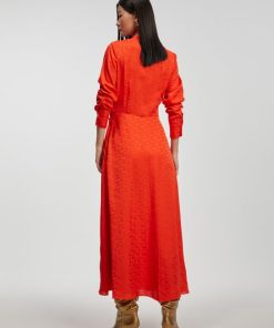 Robynraymer.shop483c00a8d0 3