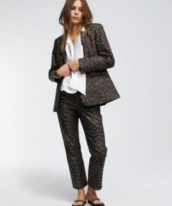 Robynraymer.shop48fc6755f7 1