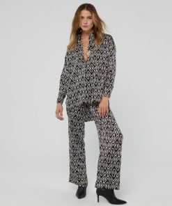 Robynraymer.shop527281478b 2