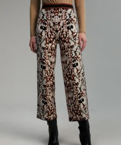 Robynraymer.shop60b229e256 3