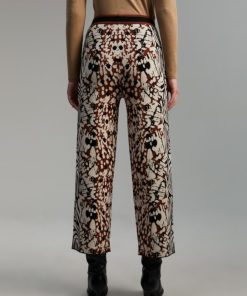 Robynraymer.shop60b229e256 4