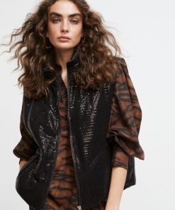 Robynraymer.shop68e8da6710 1