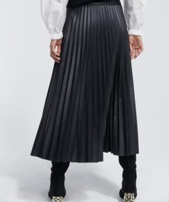 Robynraymer.shop699df15850 3