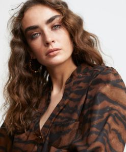 Robynraymer.shop87ab79fe07 1