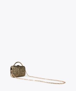 Robynraymer.shop8dd319dcbb 3