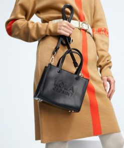 Robynraymer.shop8e97428ffd 3