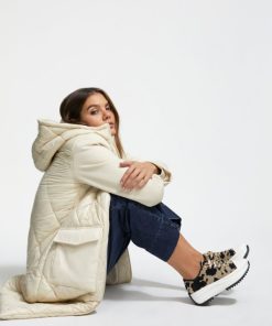 Robynraymer.shop8ea6ec6cde 2