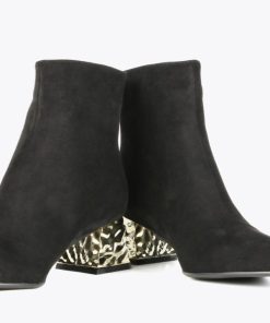 Robynraymer.shop97f95a5b73 4