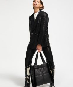 Robynraymer.shop99f51a9dde 3