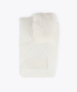 Robynraymer.shop9a4eb1e7c7 4