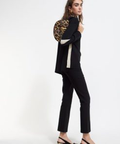 Robynraymer.shop9bfaceb3e5 1