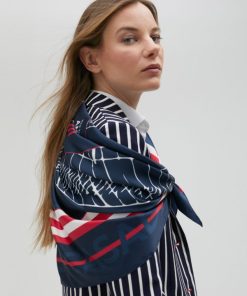 Robynraymer.shopc142830dee 3