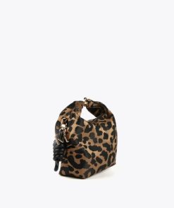 Robynraymer.shopd32c871f3b 2