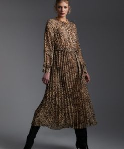 Robynraymer.shopdfb6050efd 1