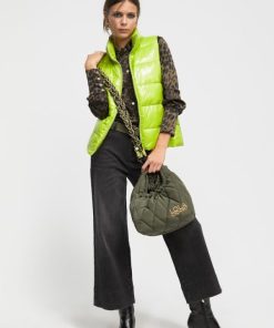 Robynraymer.shopee9a16bb30 1