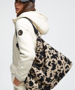 Robynraymer.shopf391942cd0 2