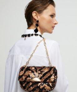 Robynraymer.shopfabf2b89ea 1