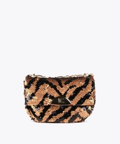 Robynraymer.shopfabf2b89ea 3