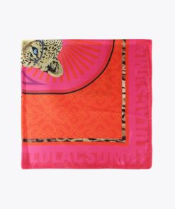 Robynraymer.shopfb3719db8e 3